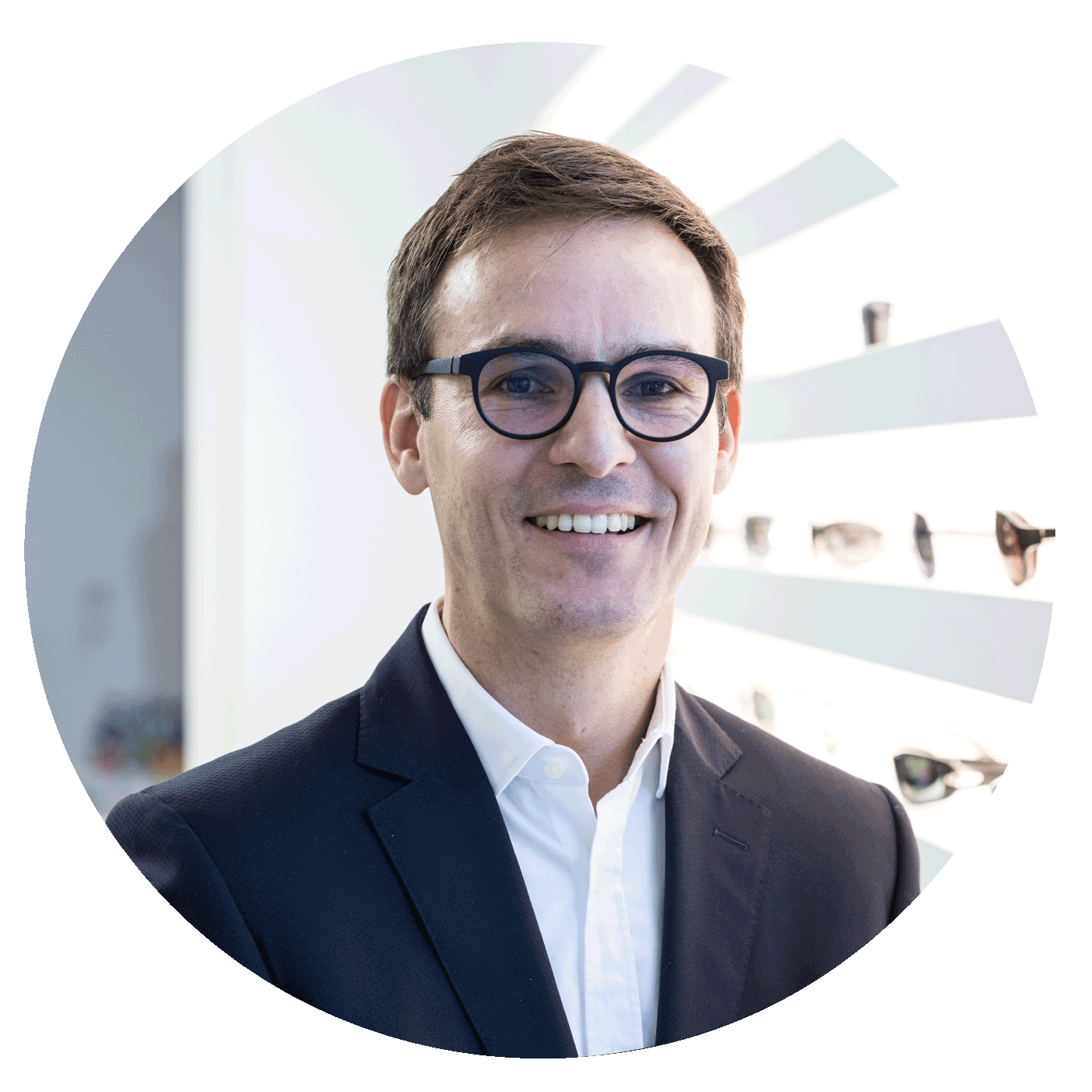 Uma fotografia de Sven Hermann, CEO da ZEISS Consumer Markets. 