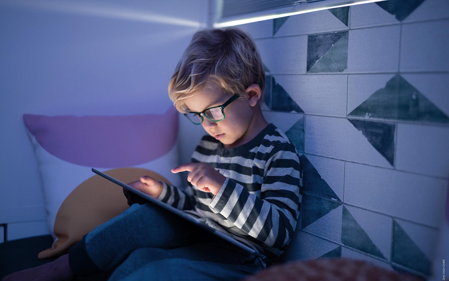 Fadiga ocultar digital entre adultos e crianças