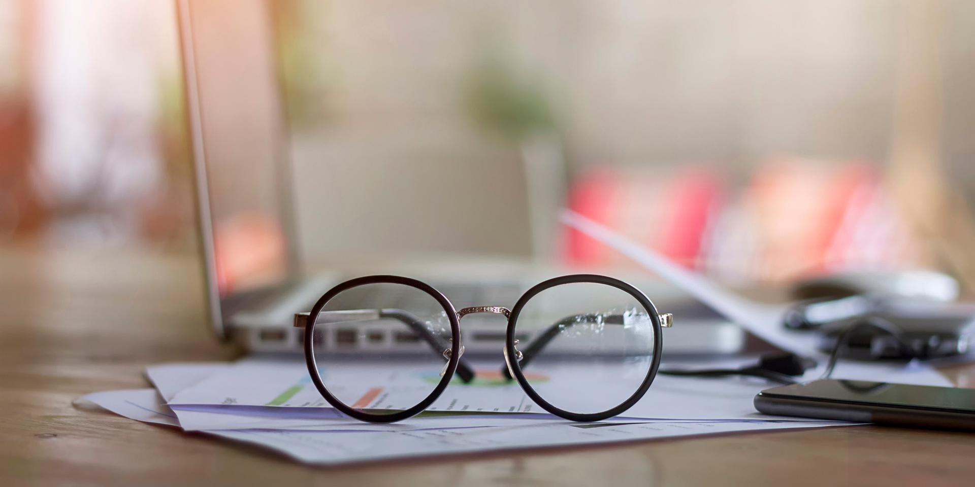 Óculos para gestores – lentes e armações de qualidade máxima com um grande conforto visual personalizado