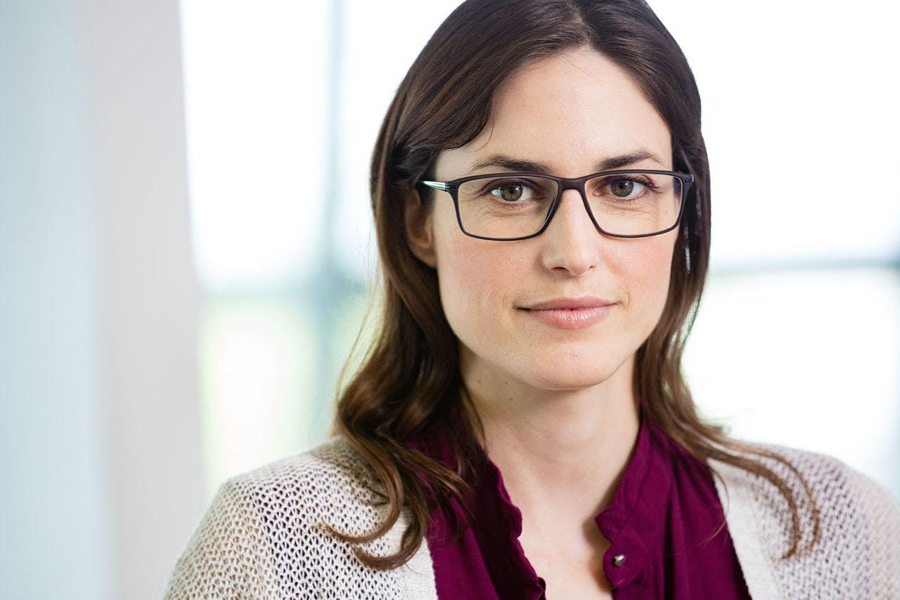 Não use lentes de contacto durante 2 a 4 semanas antes da cirurgia