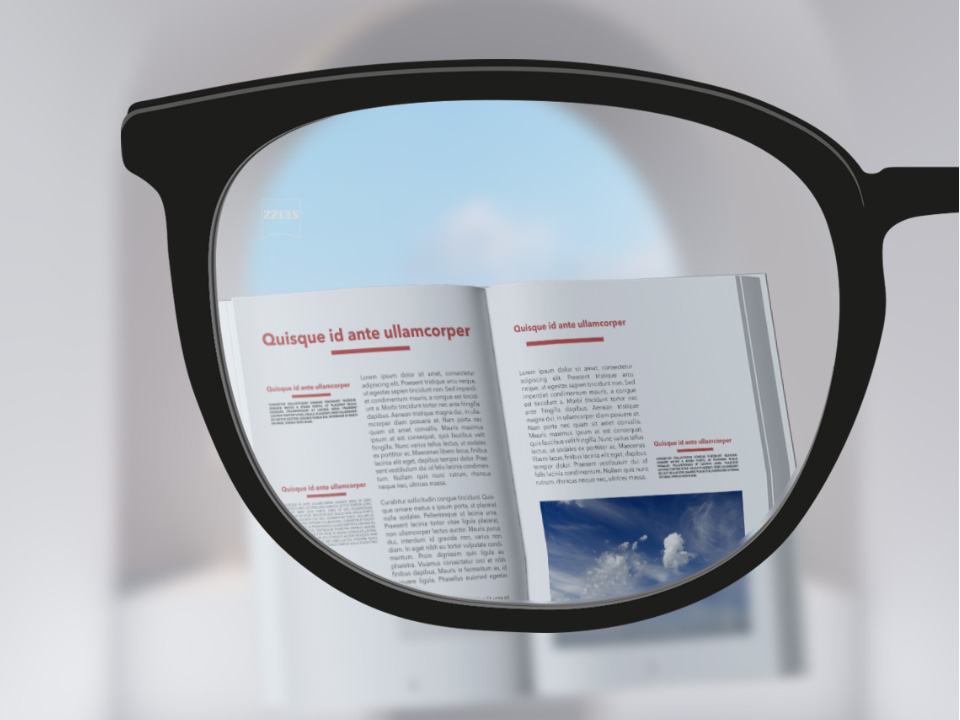  Imagem totalmente nítida de um livro através da lente ZEISS ClearView Monofocal, exceto o exterior da lente. 